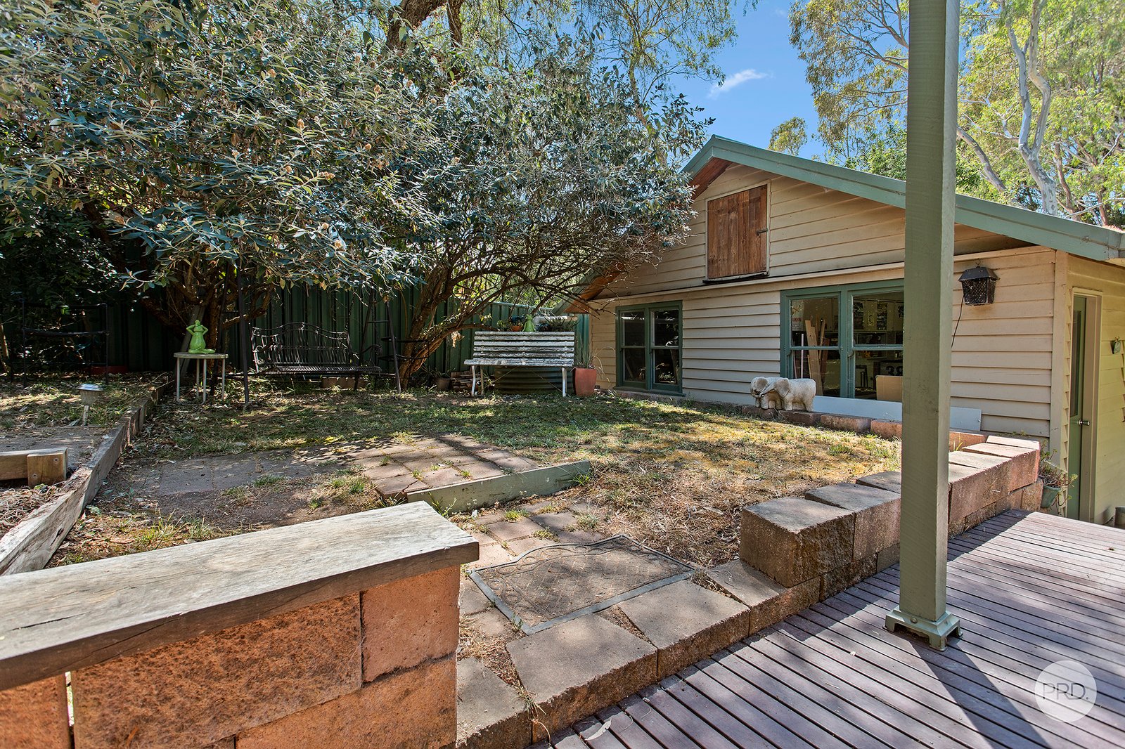 8 Camp Crescent CASTLEMAINE 15