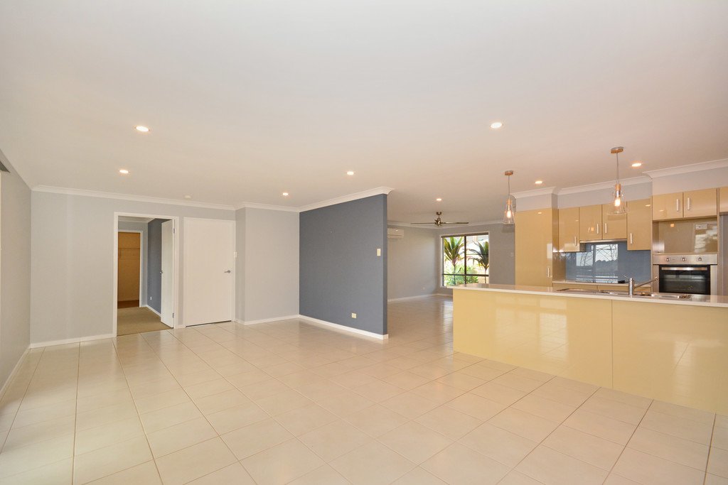 8 Campfire Court TERRANORA 3