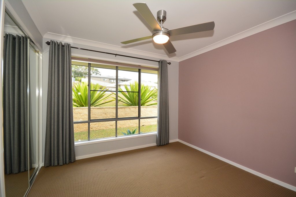 8 Campfire Court TERRANORA 7