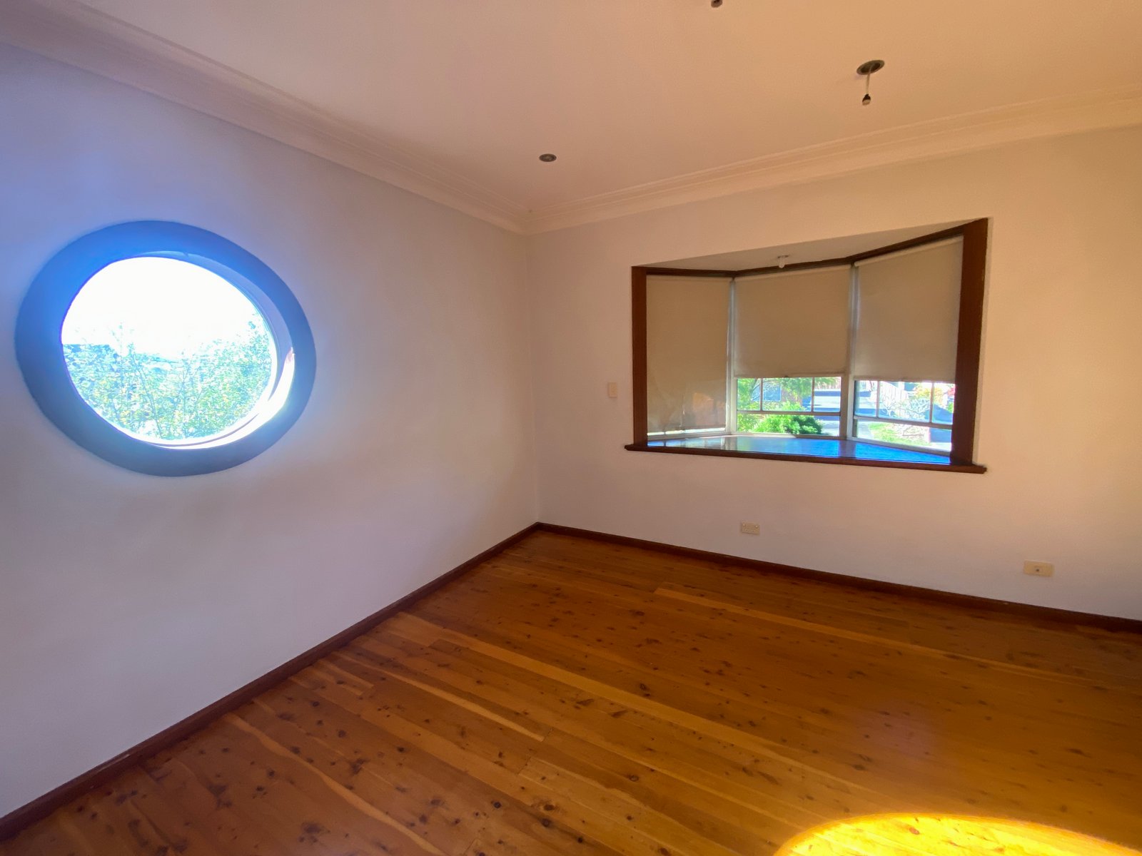 8 Carboni Street LIVERPOOL 4