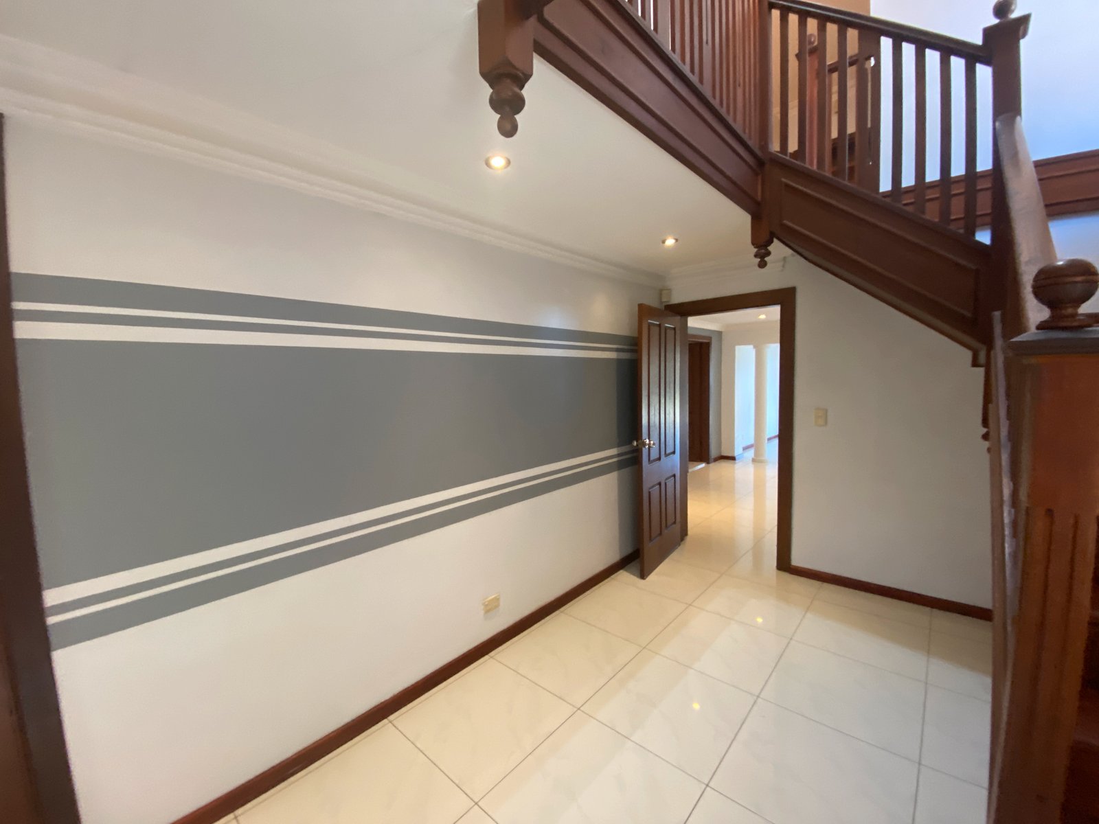 8 Carboni Street LIVERPOOL 6