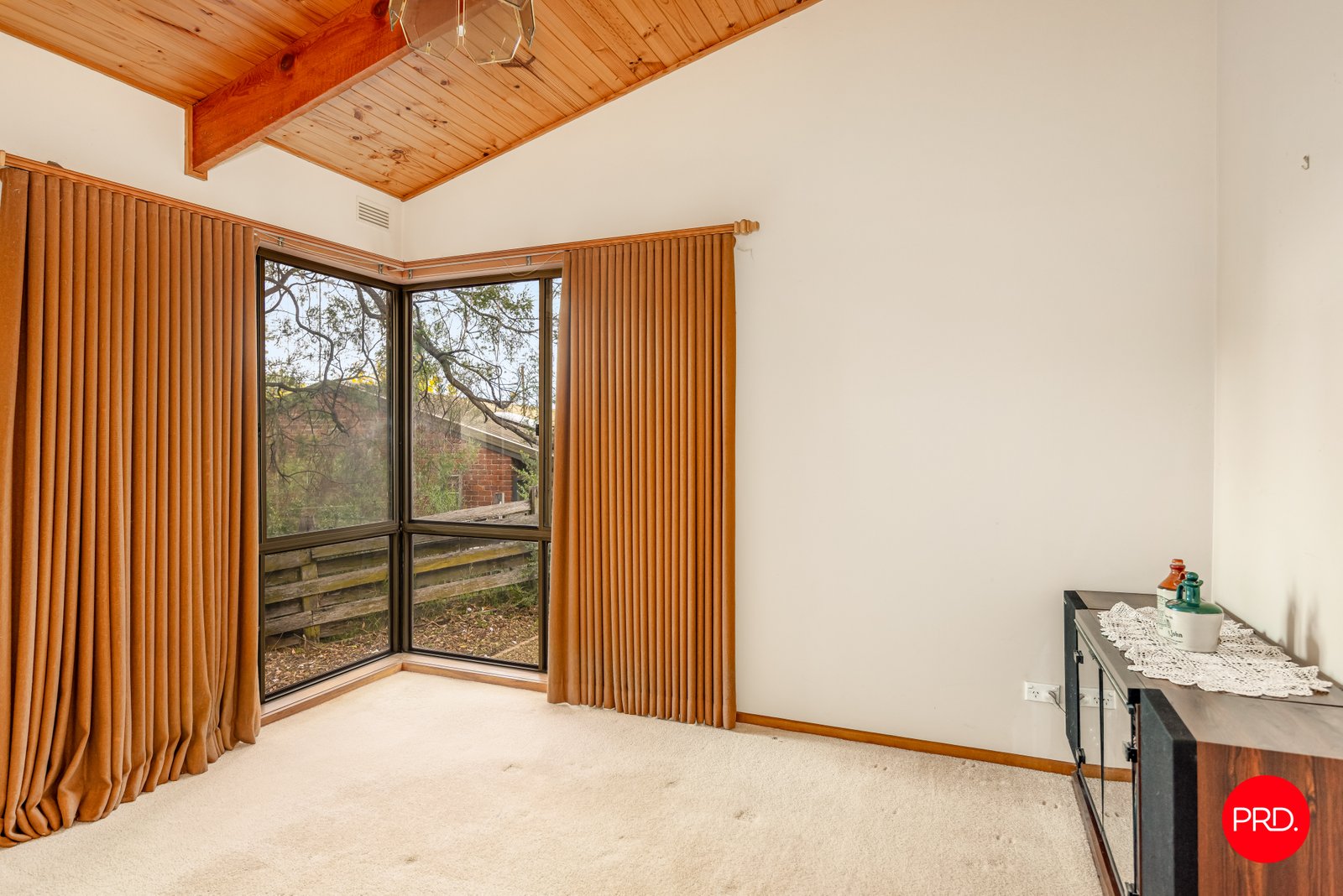 8 Carey Court SPRING GULLY 5