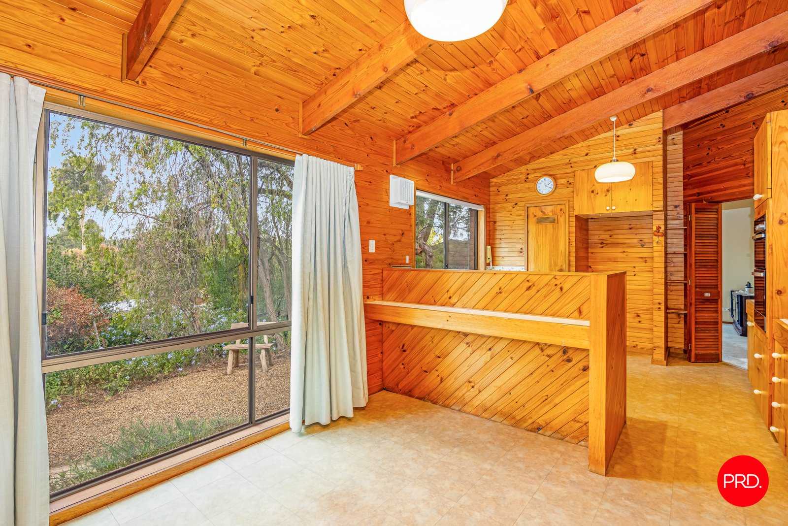 8 Carey Court SPRING GULLY 8