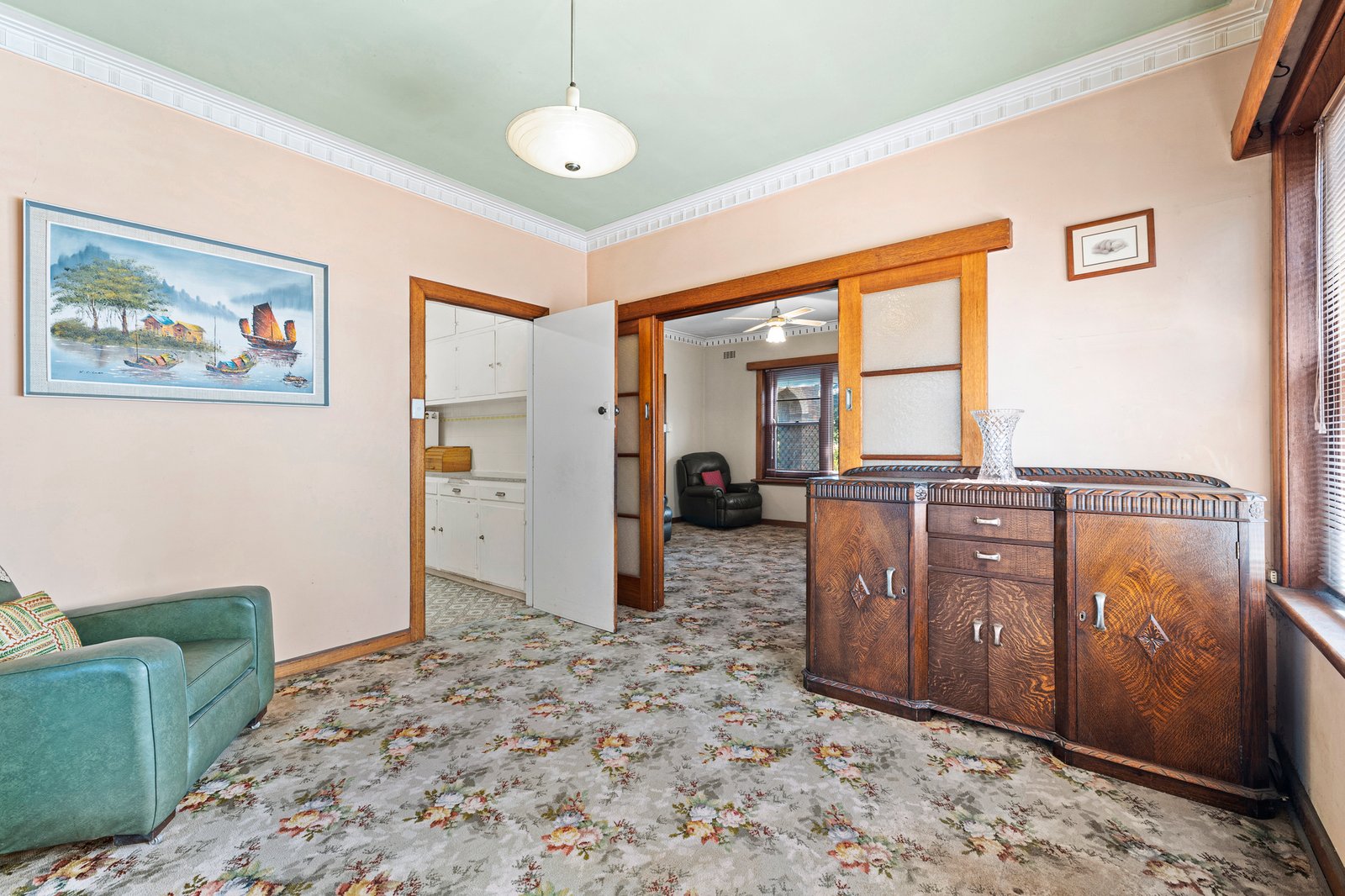 Gallery: 8 Carolyn Street