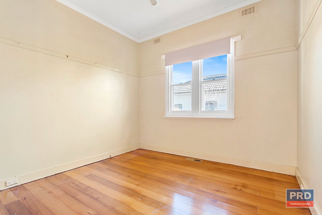 8 Casley Street IRONBARK 5