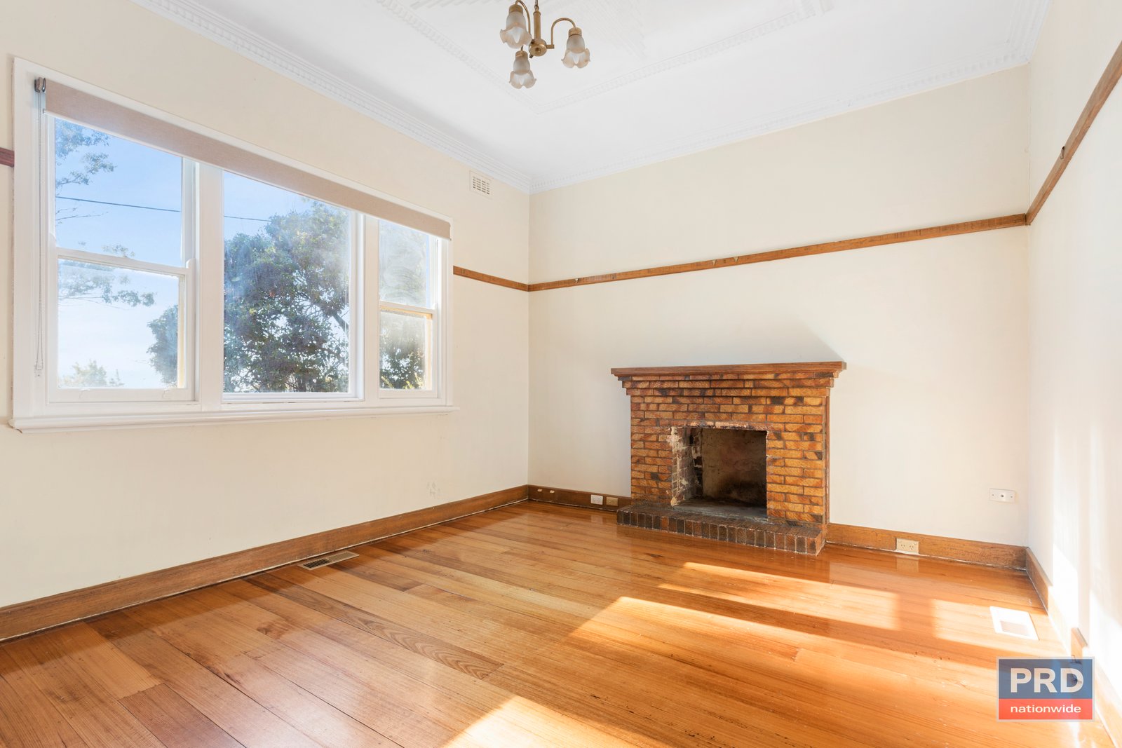 8 Casley Street IRONBARK 5