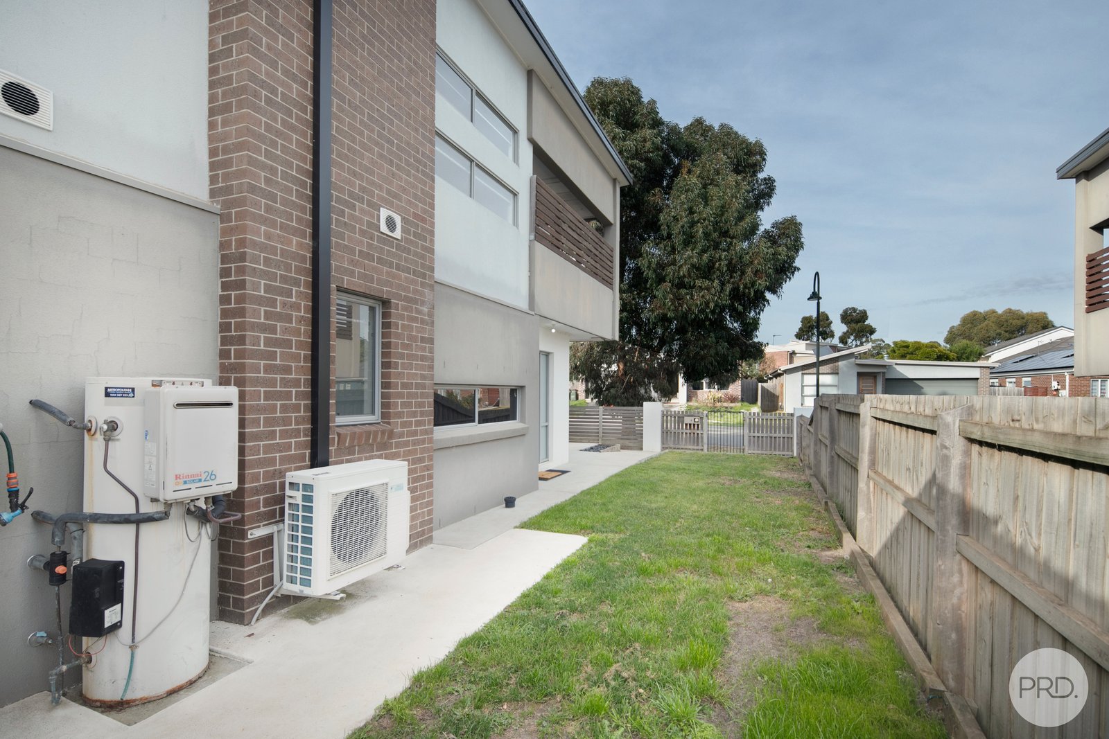 8 Catalina Court BALLARAT EAST 12