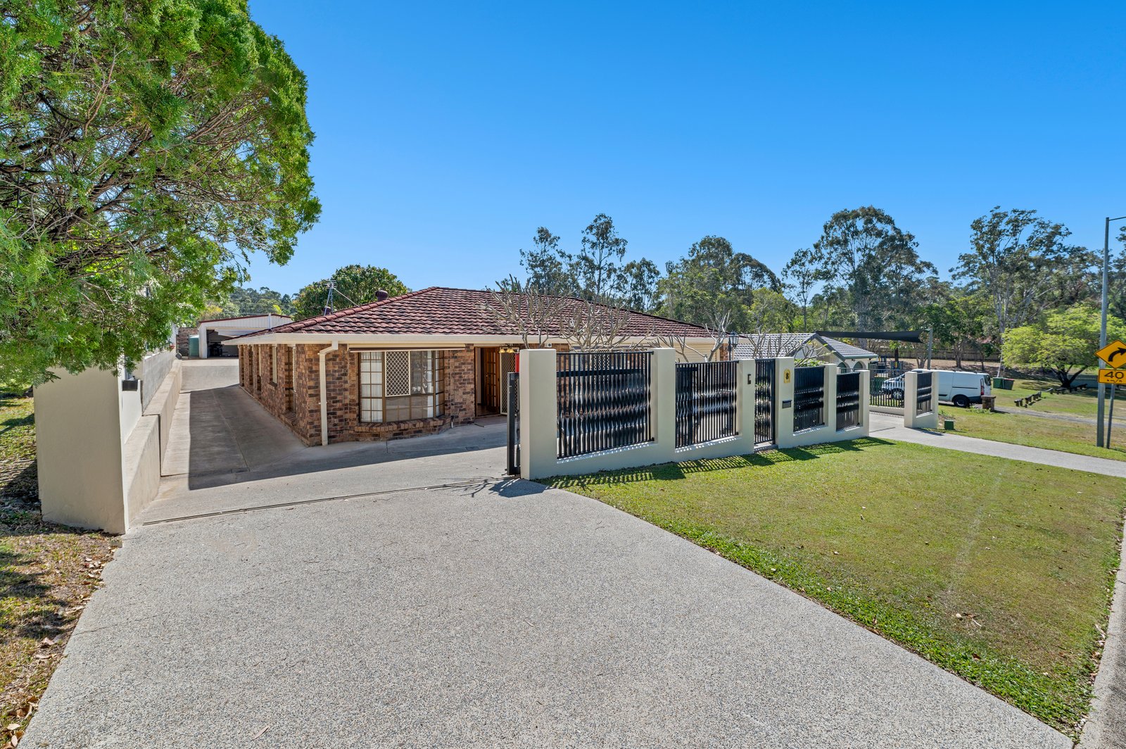 8 Cathedral Avenue MOLENDINAR 1