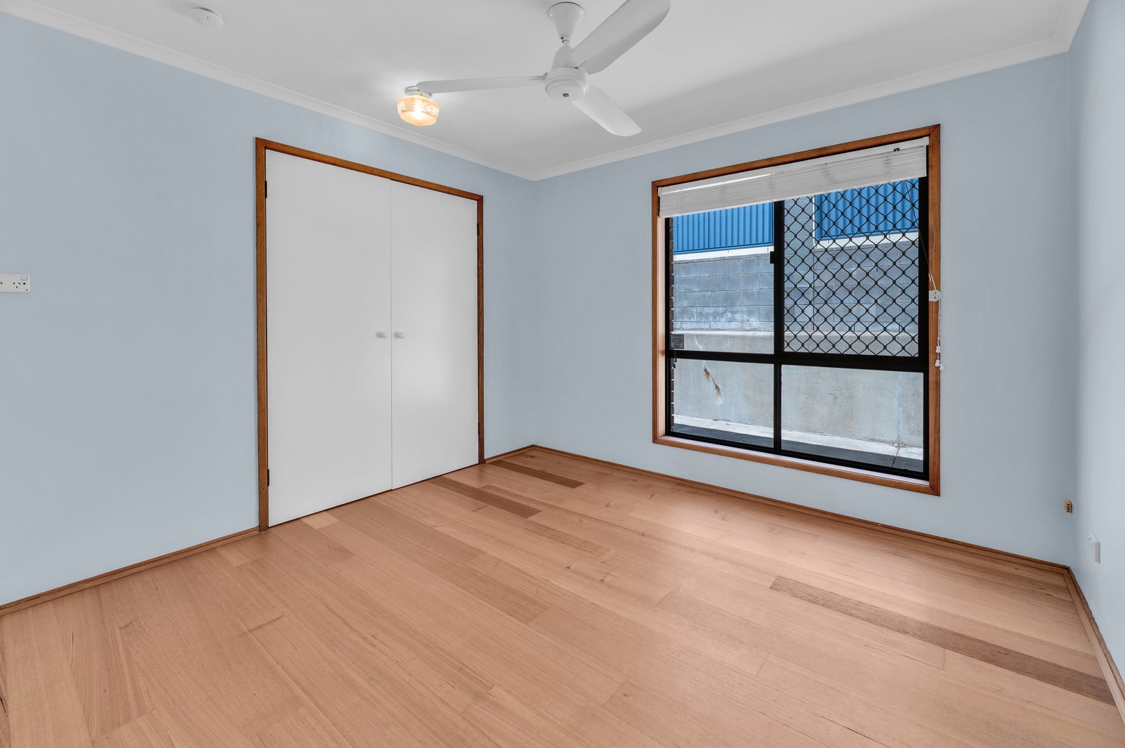 8 Cathedral Avenue MOLENDINAR 13