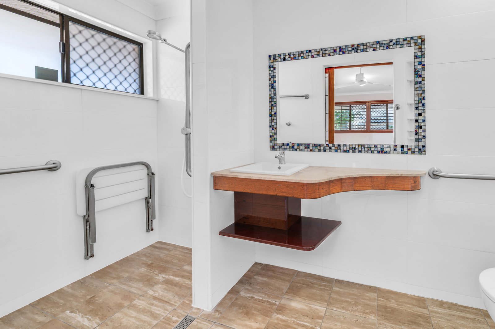8 Cathedral Avenue MOLENDINAR 17