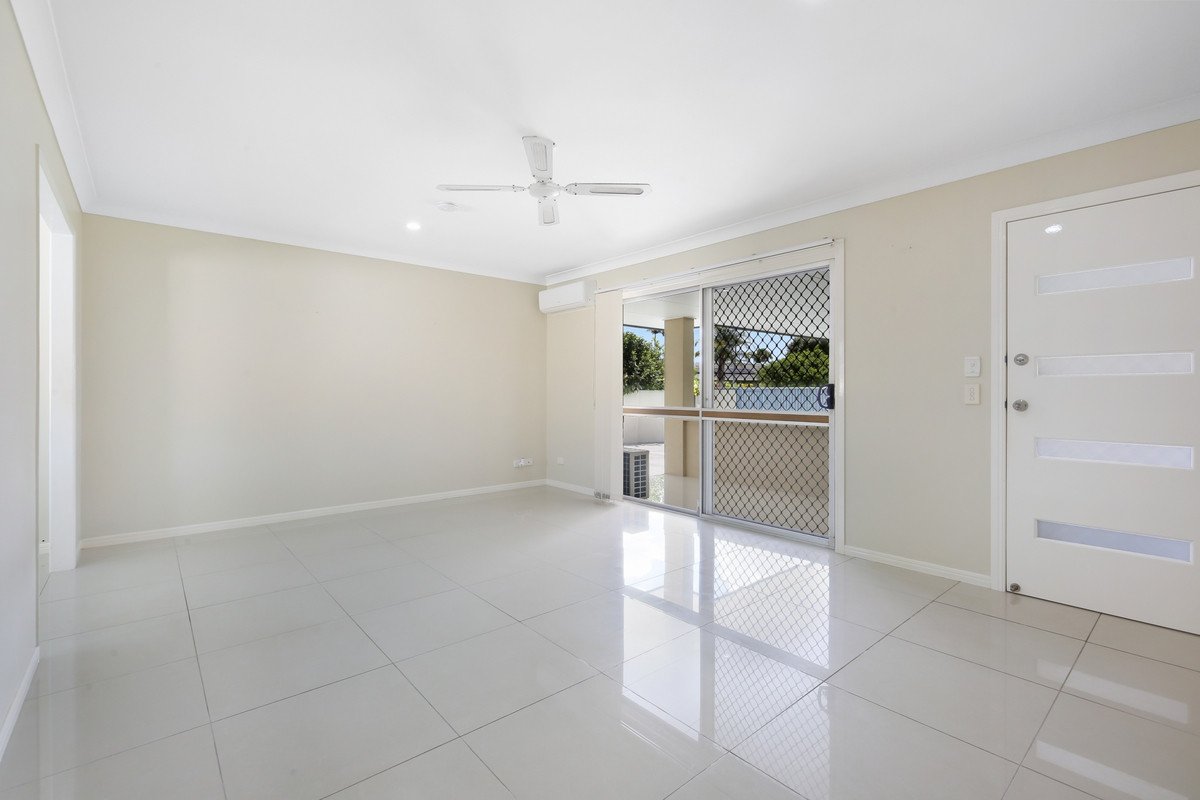 8 Cedar Court Palm Beach 11