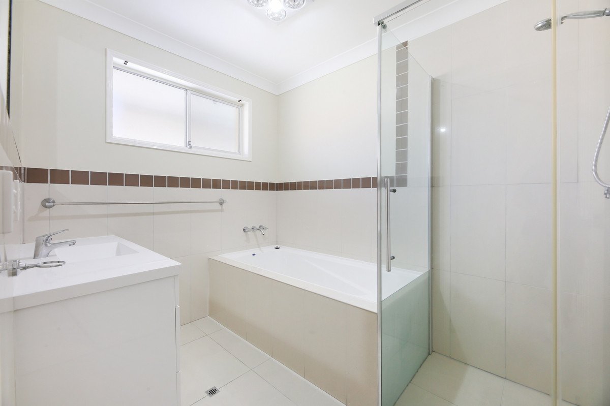 8 Cedar Court Palm Beach 20