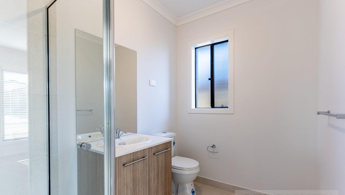 8 Chandler Street SMYTHES CREEK 3