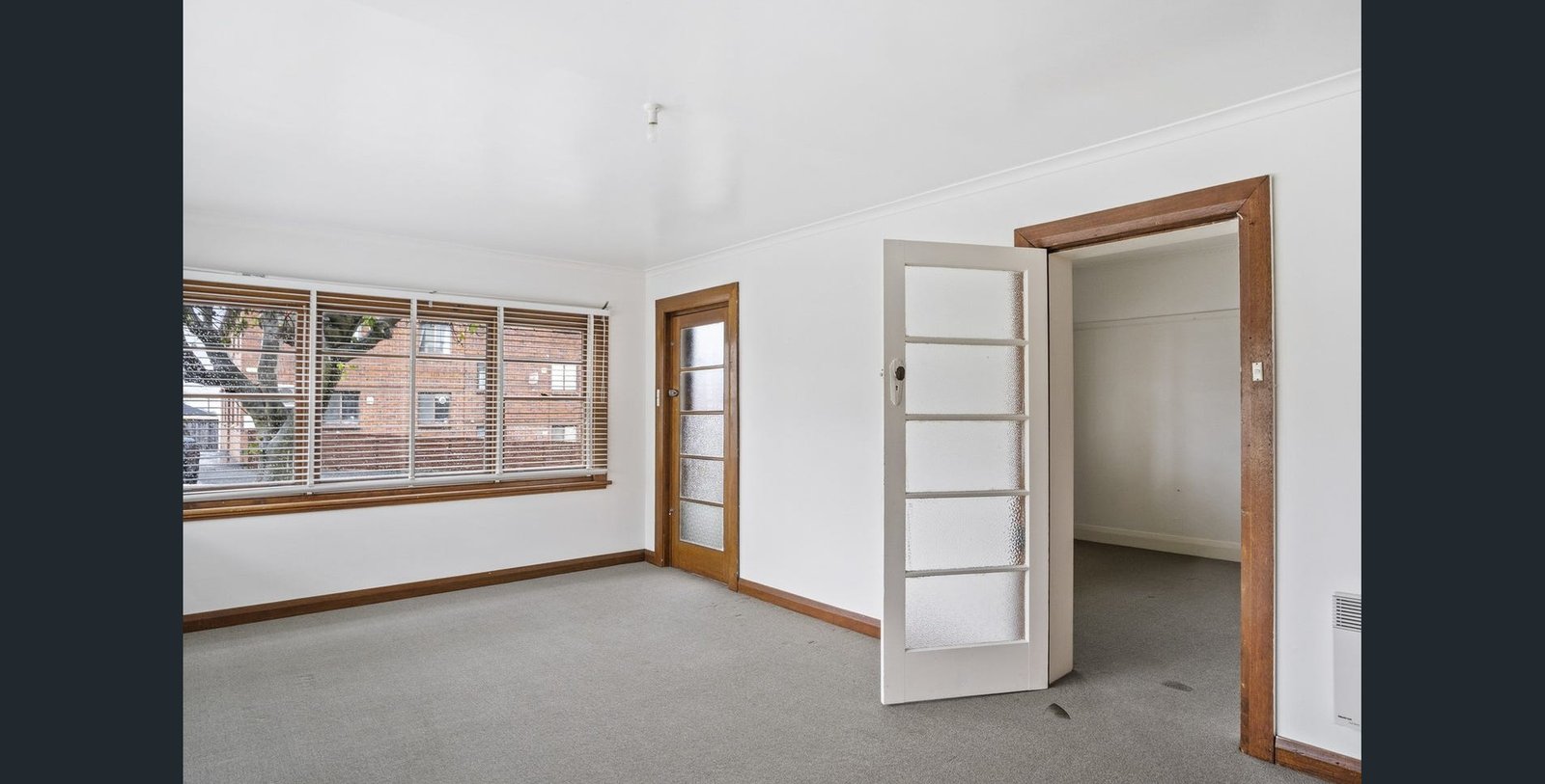 8 Charles St  MOONAH 7