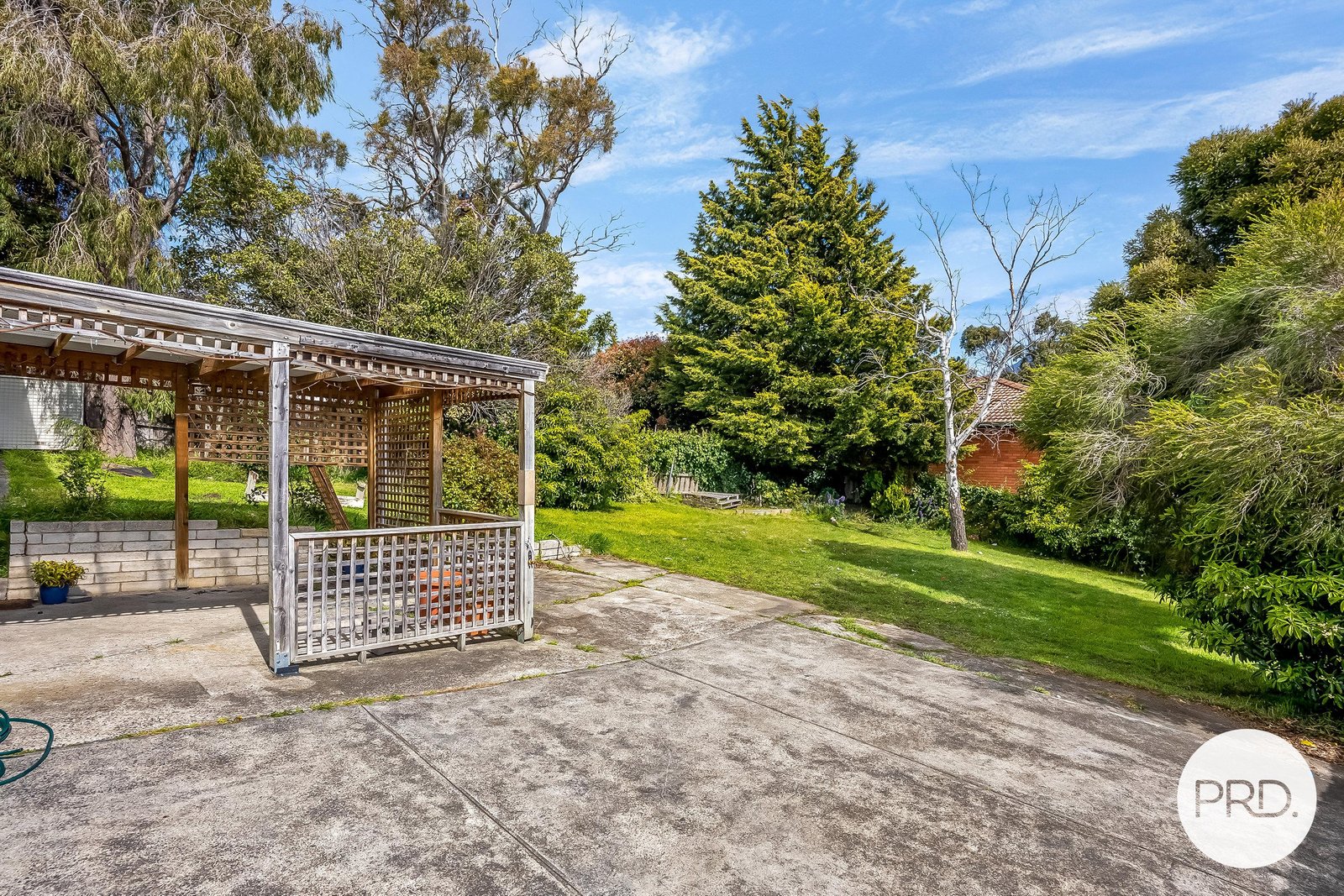 8 Cheviot Road WEST MOONAH 11