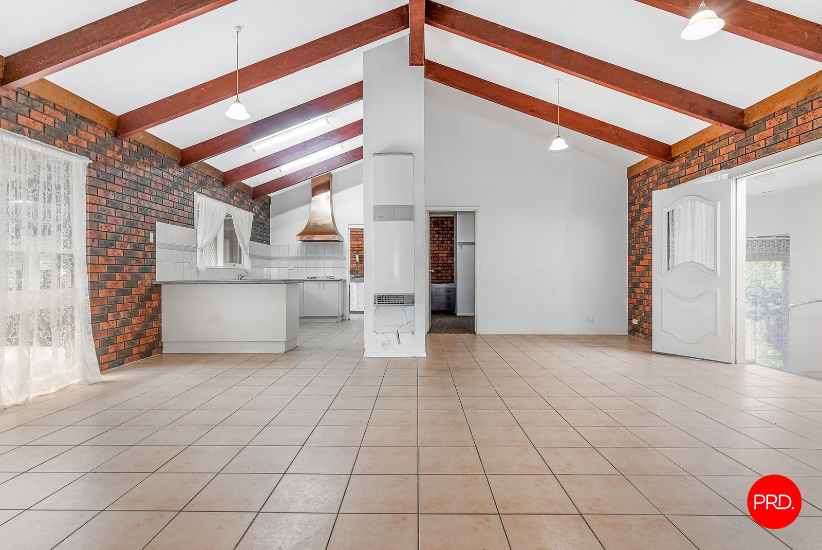 8 Christian St  CALIFORNIA GULLY 2