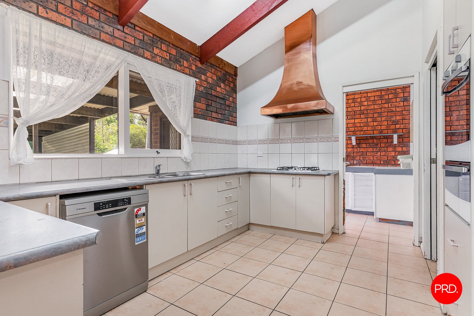 8 Christian St  CALIFORNIA GULLY 3