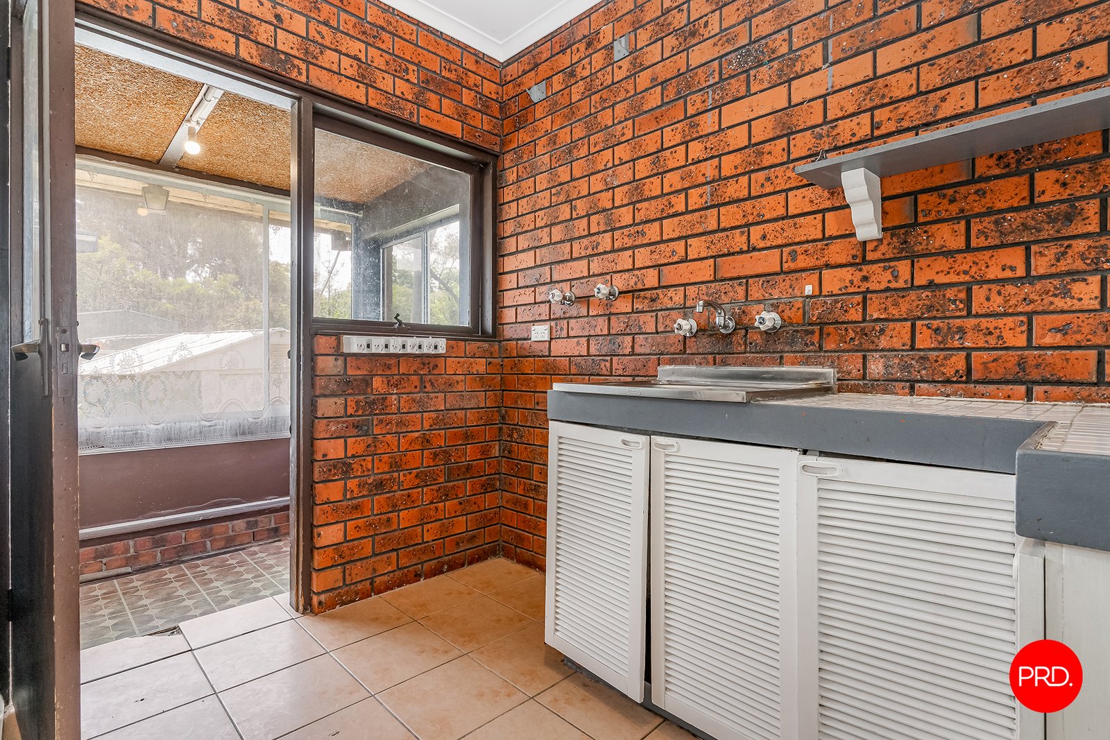 8 Christian St  CALIFORNIA GULLY 9