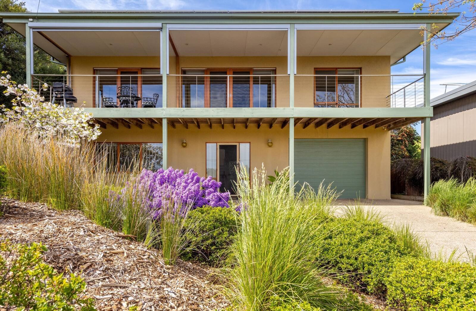 Real Estate and Property in 8 Christopher Court, Rye, VIC