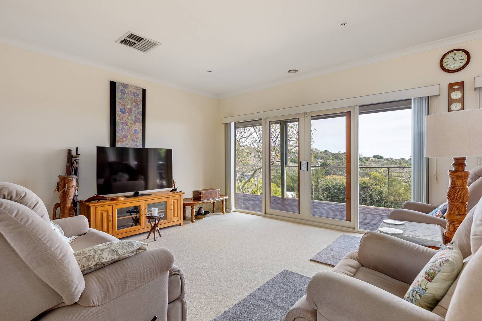 Real Estate and Property in 8 Christopher Court, Rye, VIC