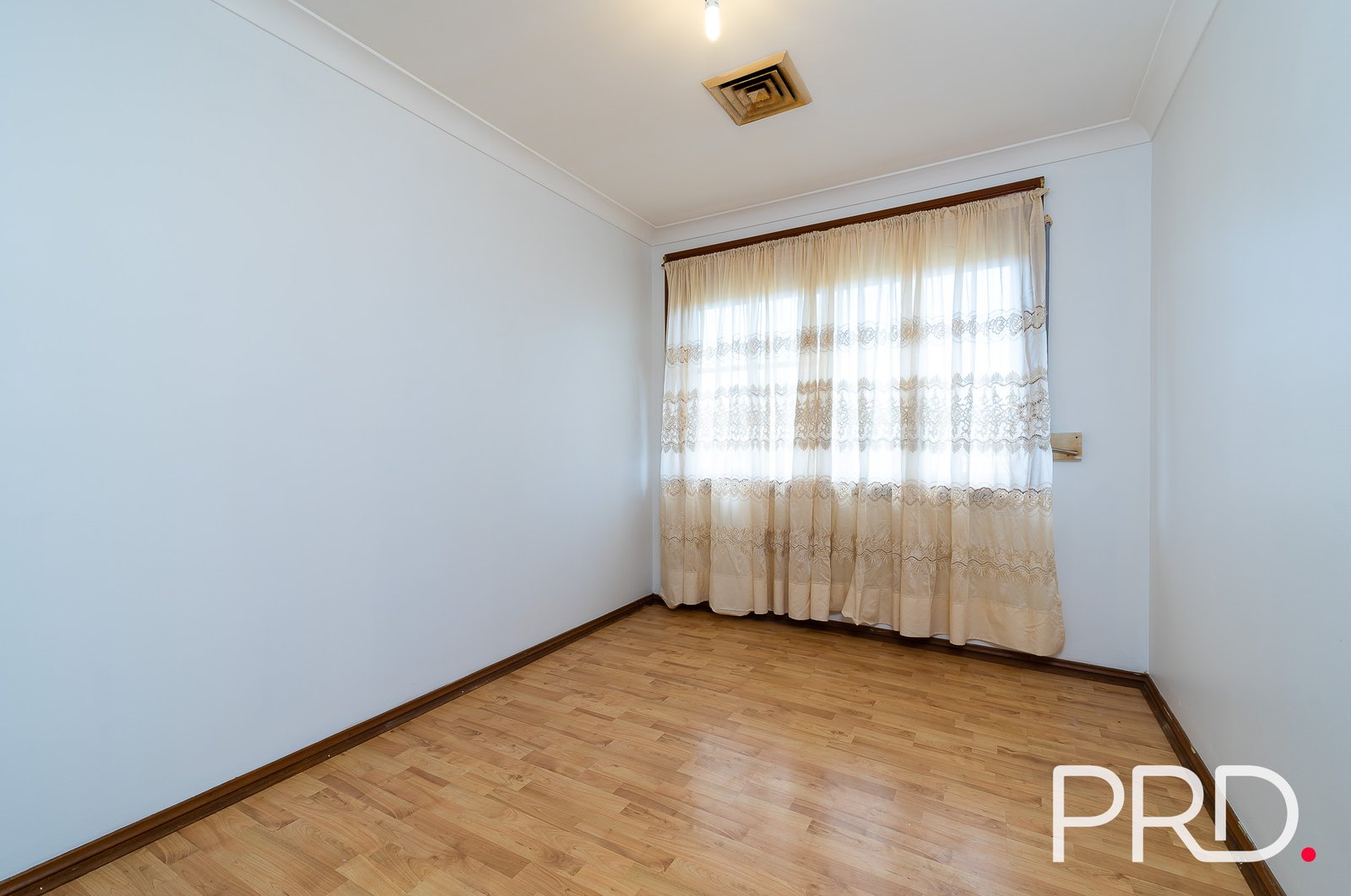 8 Chrysanthemum Avenue LURNEA 7