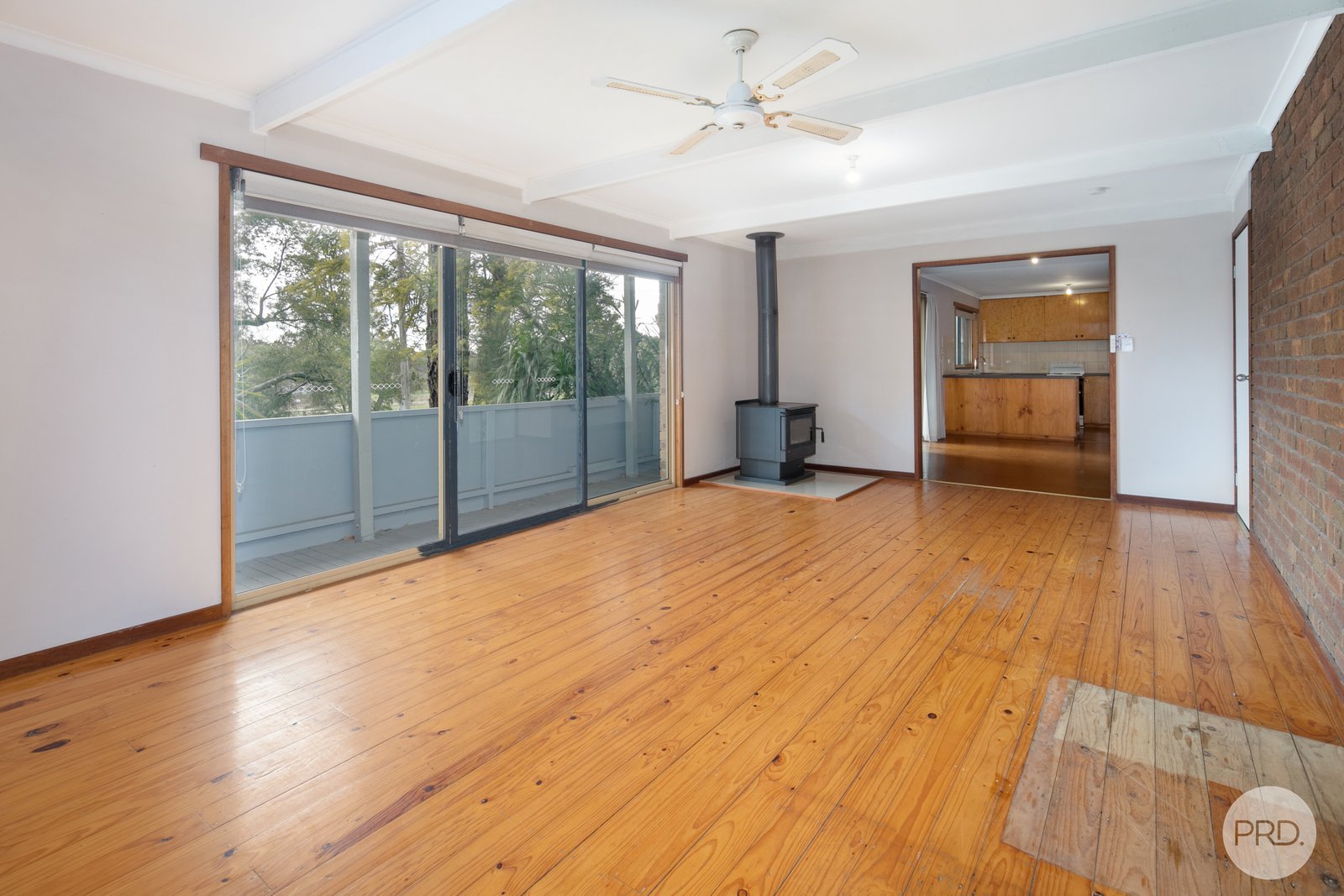 8 Church Street SCARSDALE 4