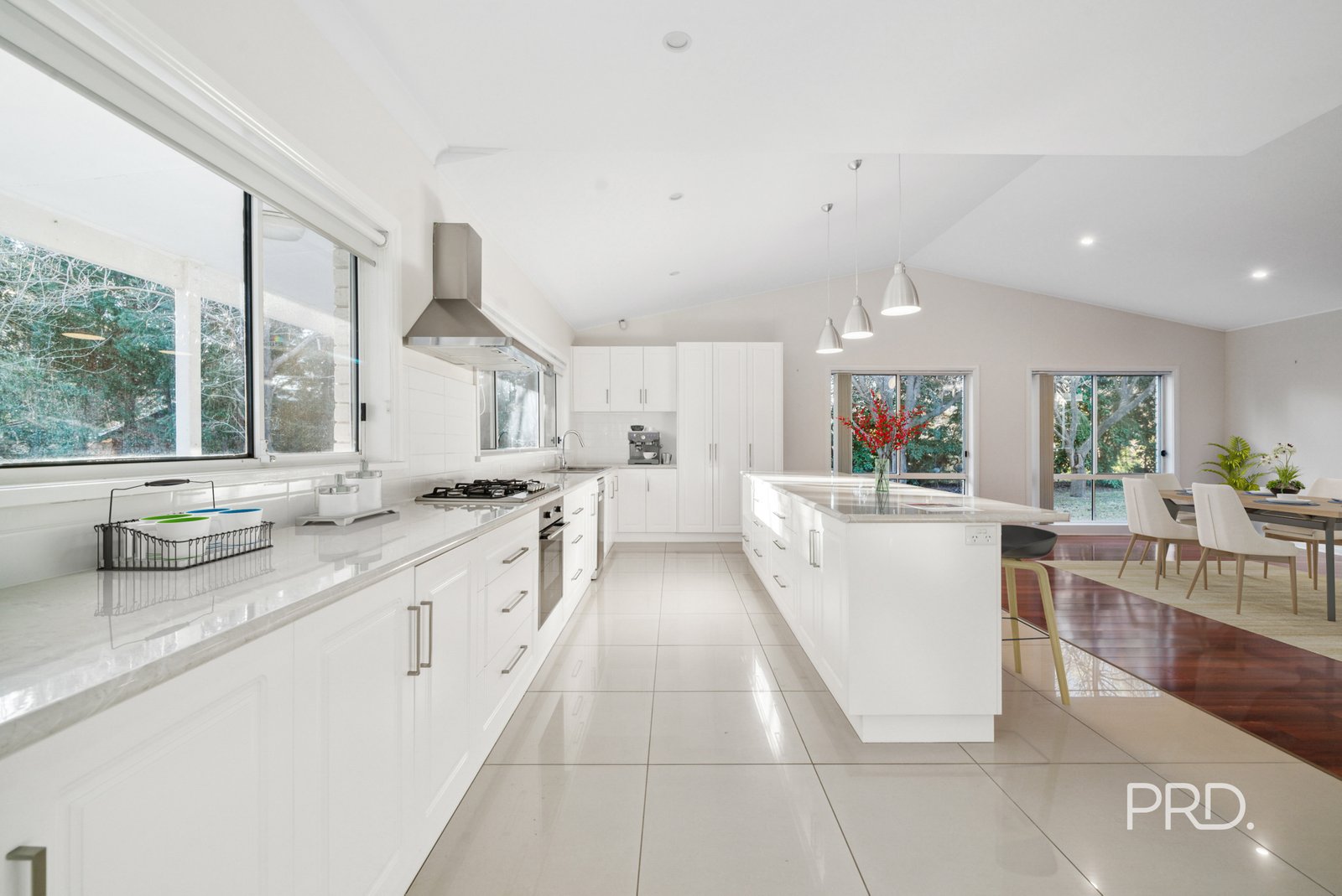 8 Clare Avenue WAGGA WAGGA 3