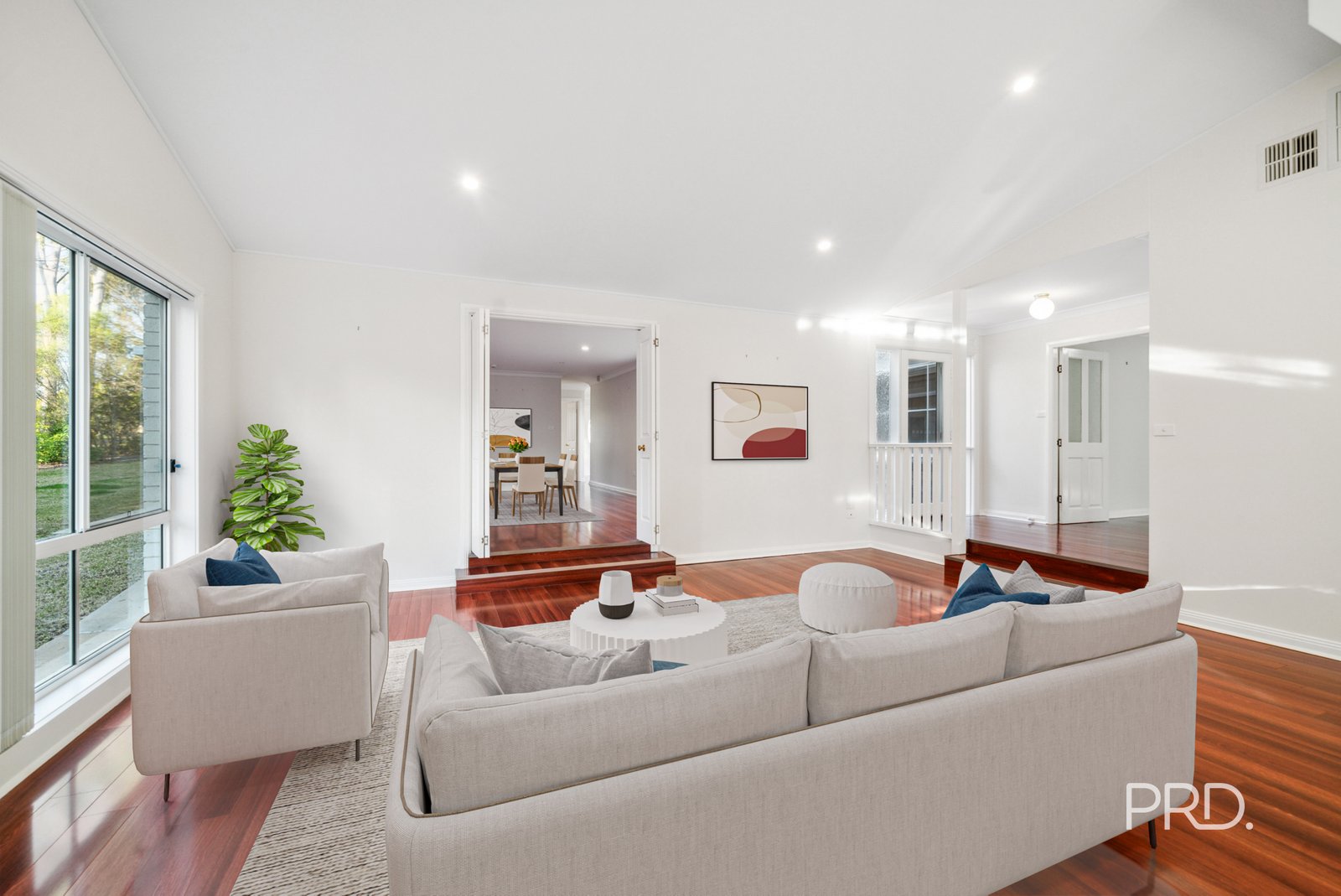 8 Clare Avenue WAGGA WAGGA 5