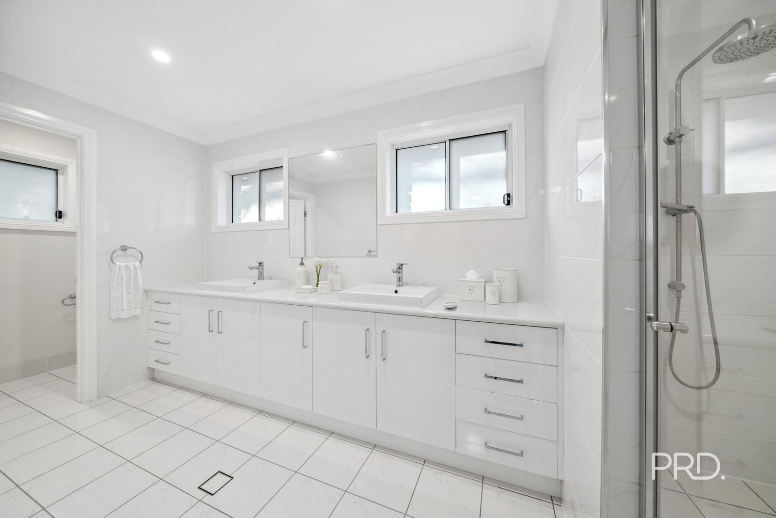 8 Clare Avenue WAGGA WAGGA 7