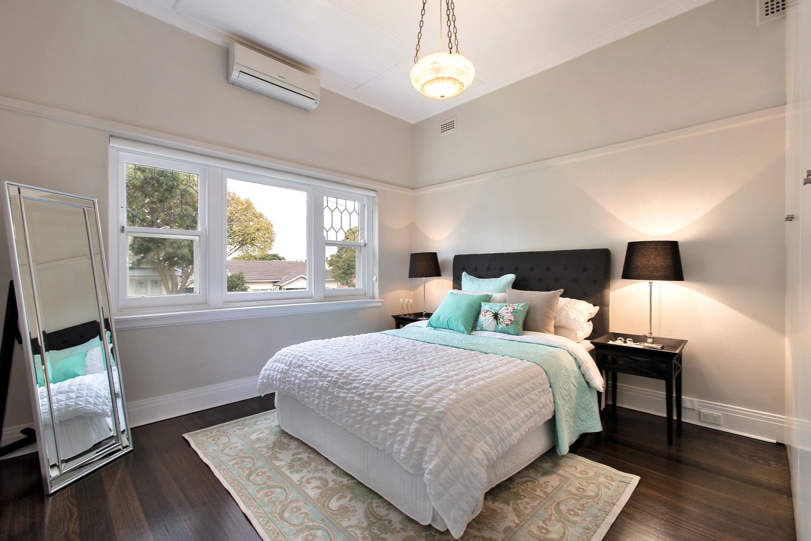 8 Clifton Grove, Hawthorn East, VIC