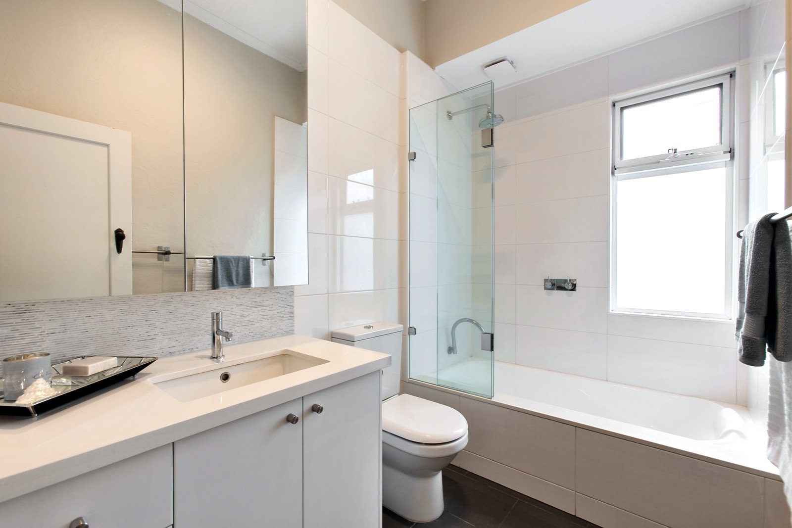 8 Clifton Grove, Hawthorn East, VIC