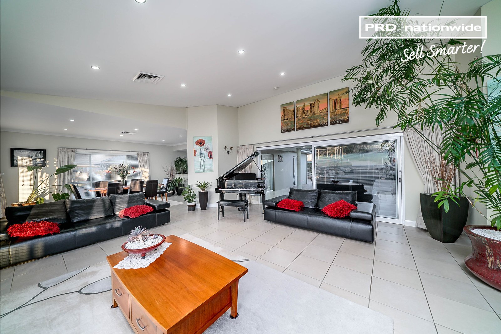 8 Clifton Street BOURKELANDS 4