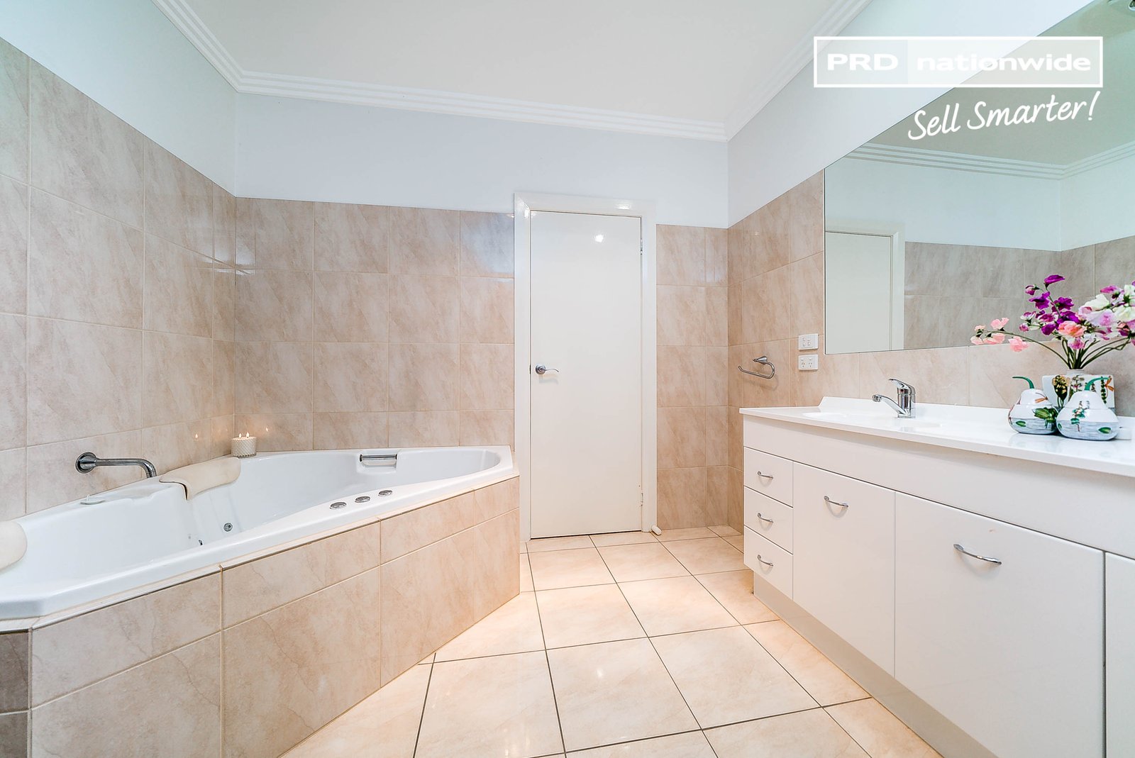 8 Clifton Street BOURKELANDS 12