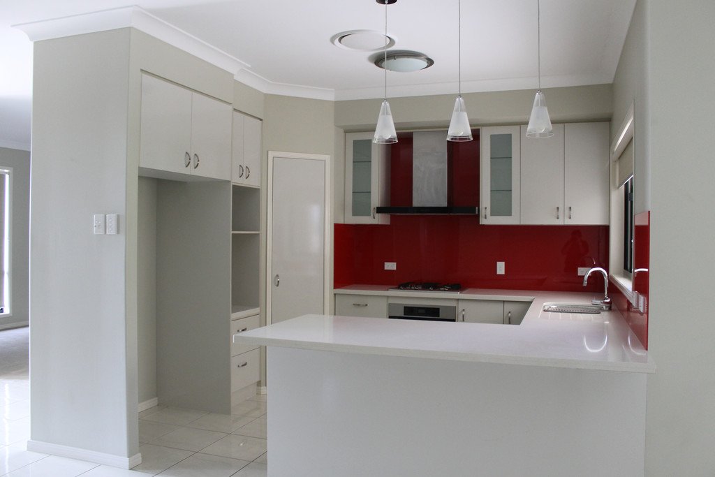 8 Cloncurry Court TANNUM SANDS 4