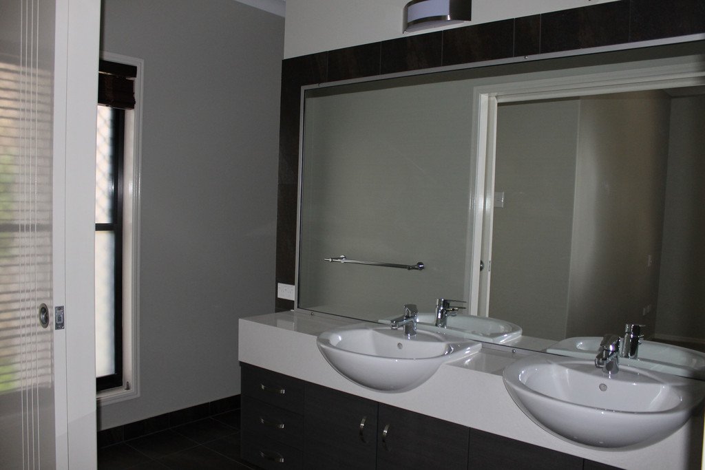 8 Cloncurry Court TANNUM SANDS 7