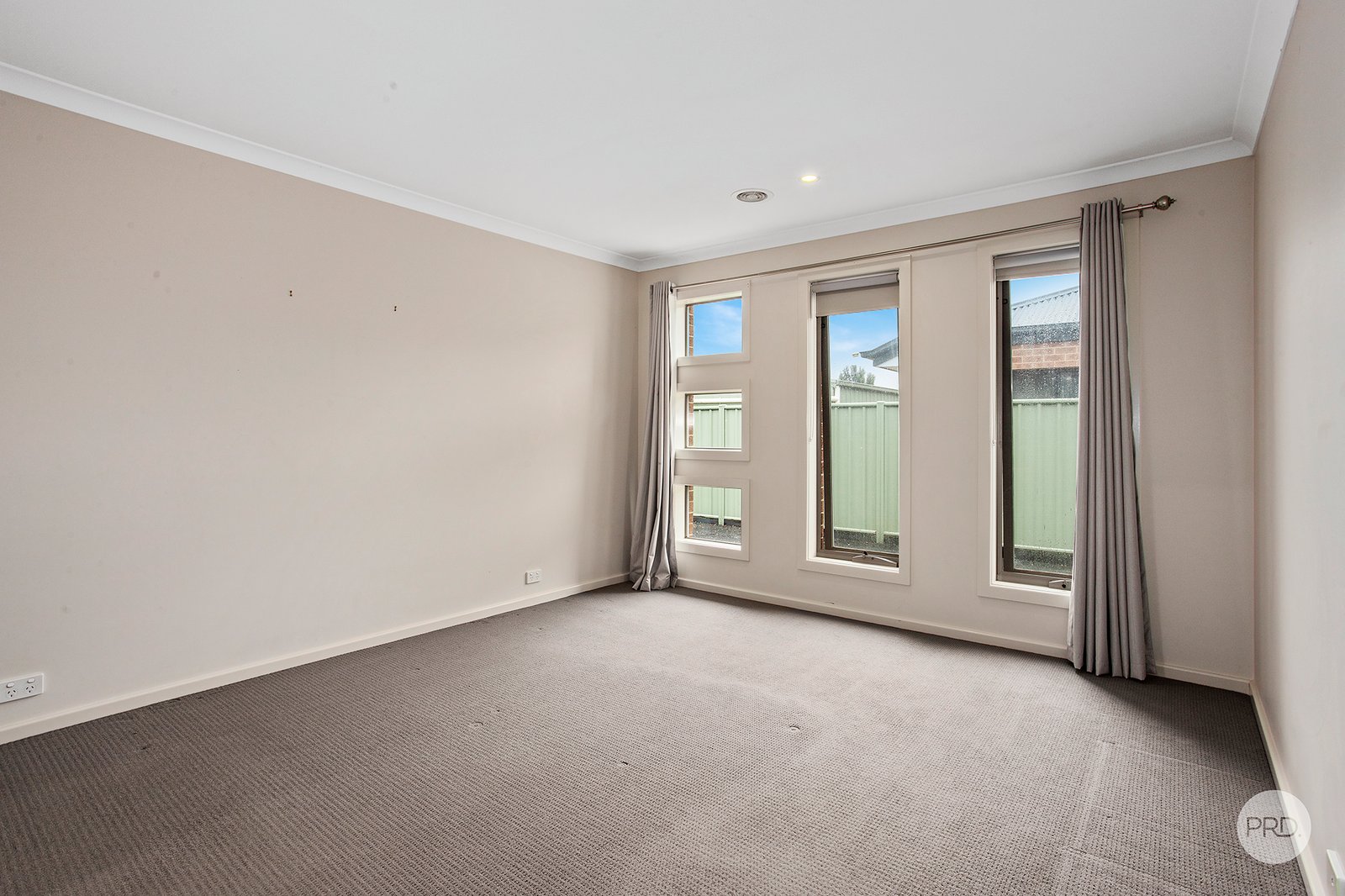 8 Coal Court EPSOM 6