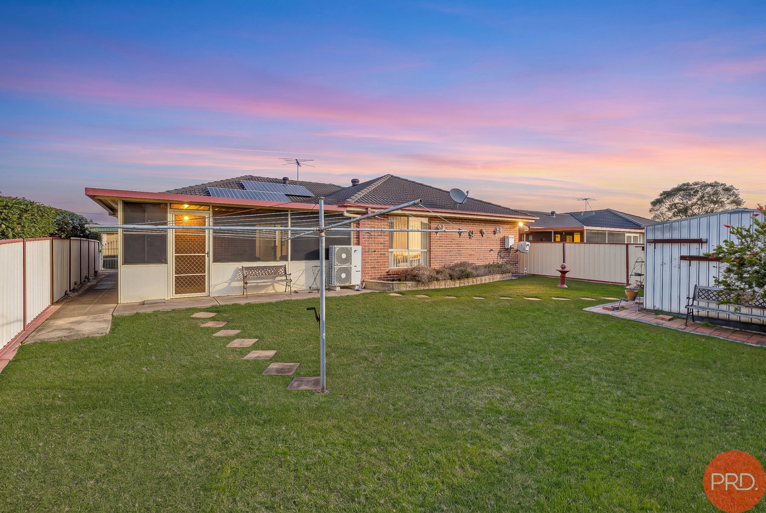 8 Coburn Circuit METFORD 3