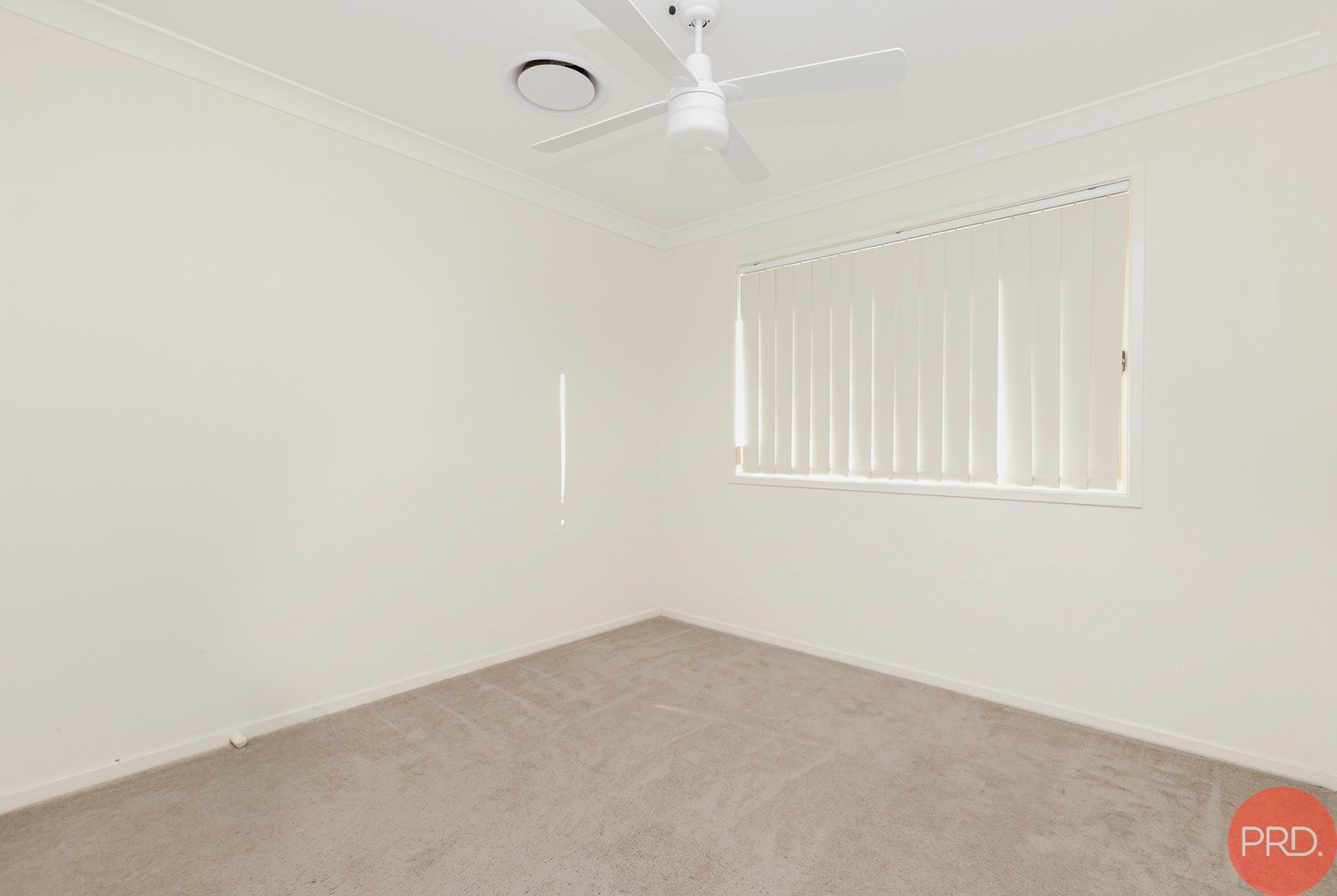 8 Coburn Circuit METFORD 14
