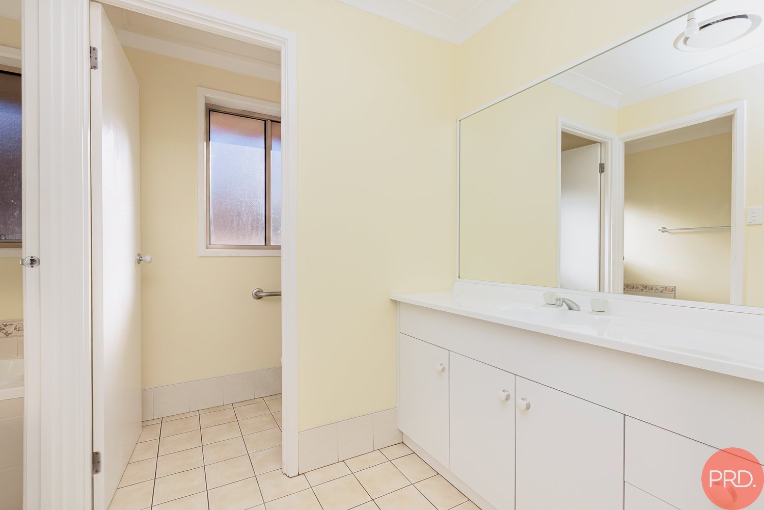 8 Coburn Circuit METFORD 16