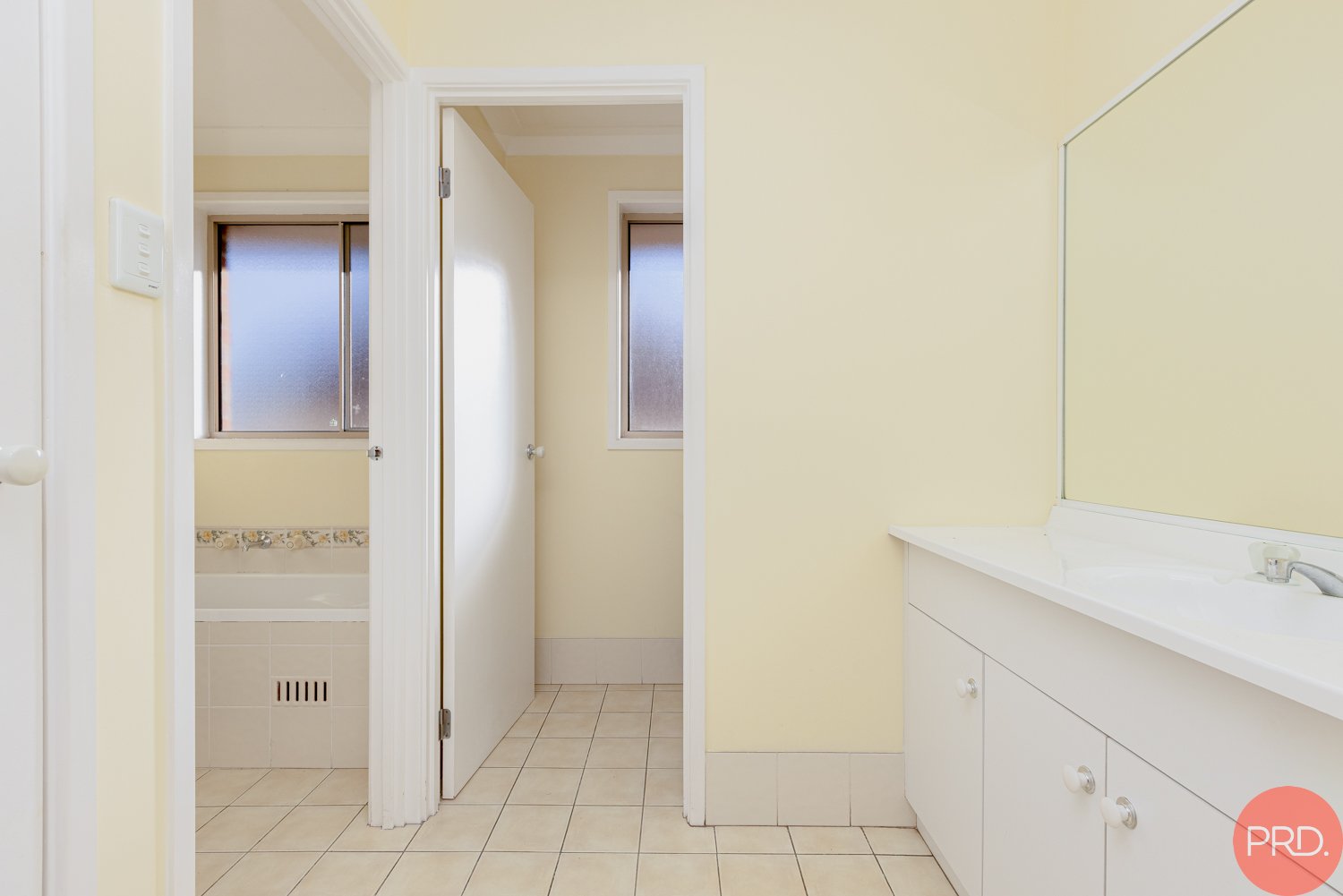 8 Coburn Circuit METFORD 17