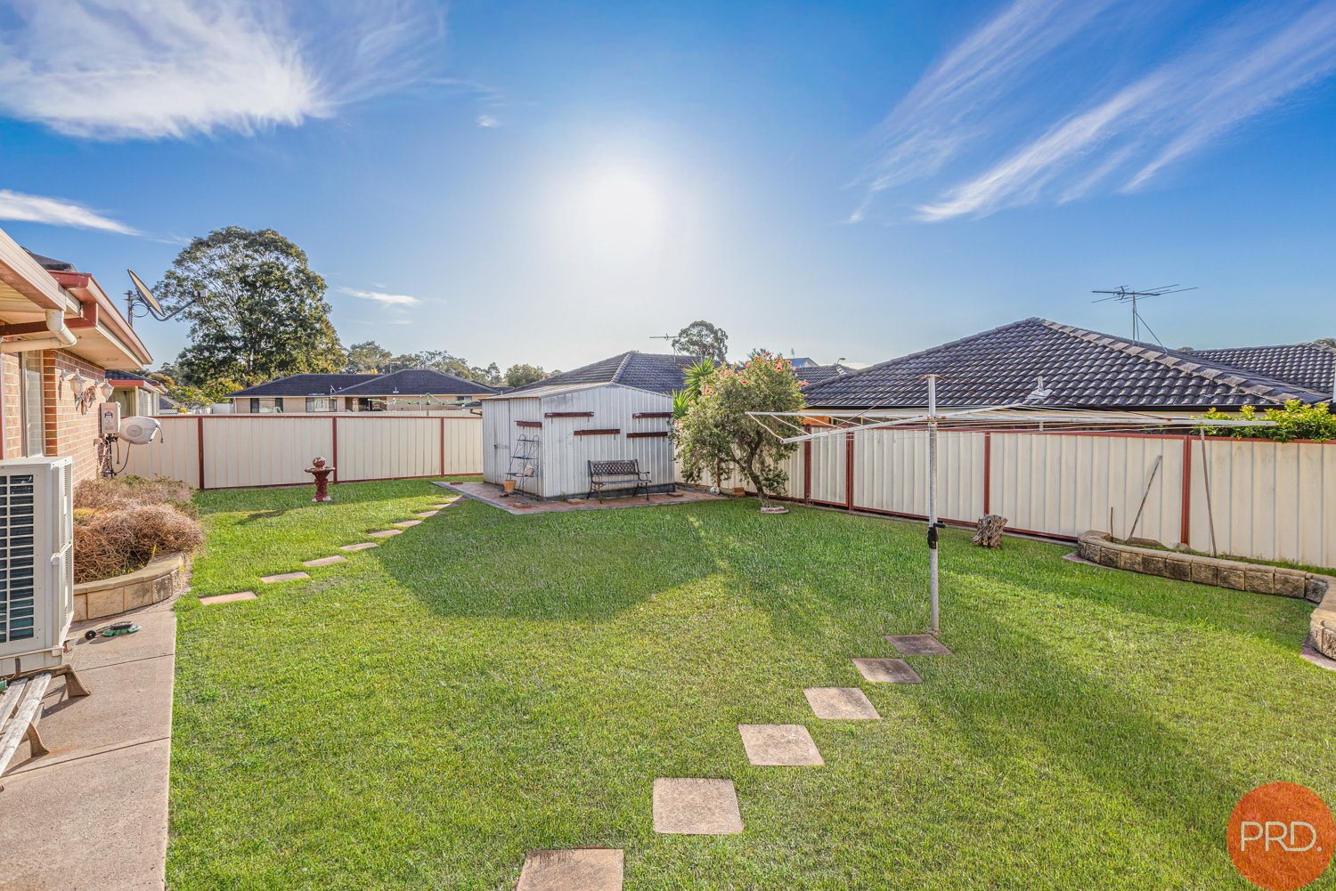 8 Coburn Circuit METFORD 25
