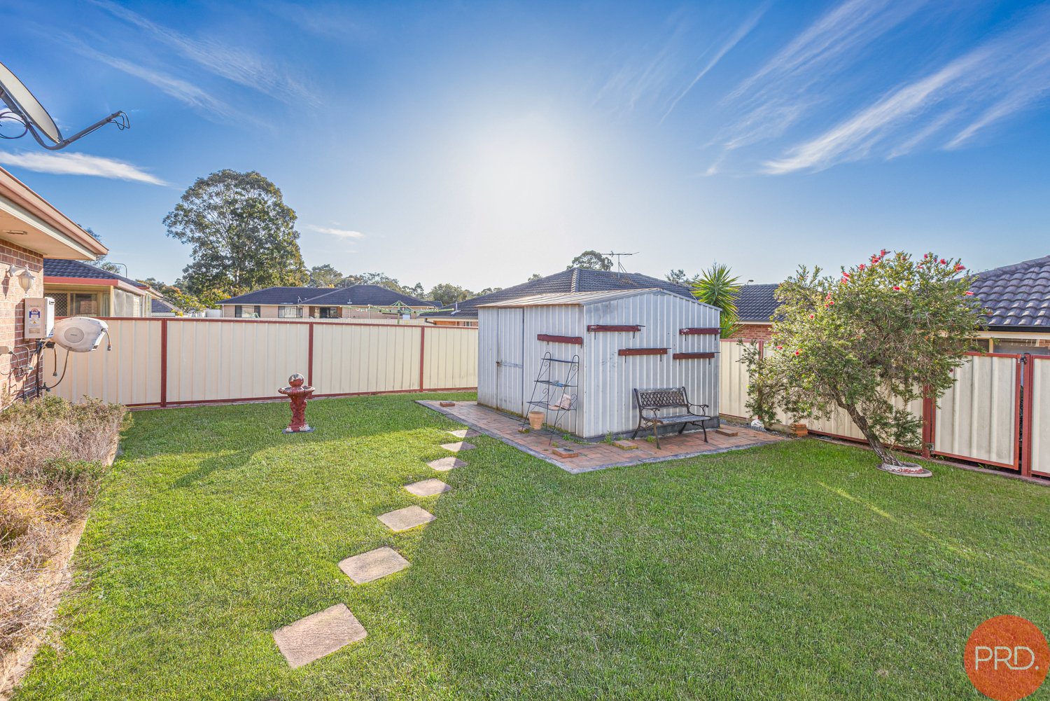 8 Coburn Circuit METFORD 27