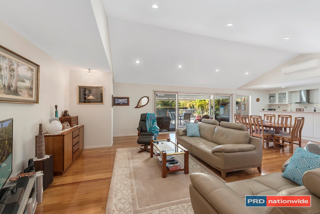 8 Colac Terrace NORTH BOAMBEE VALLEY 4