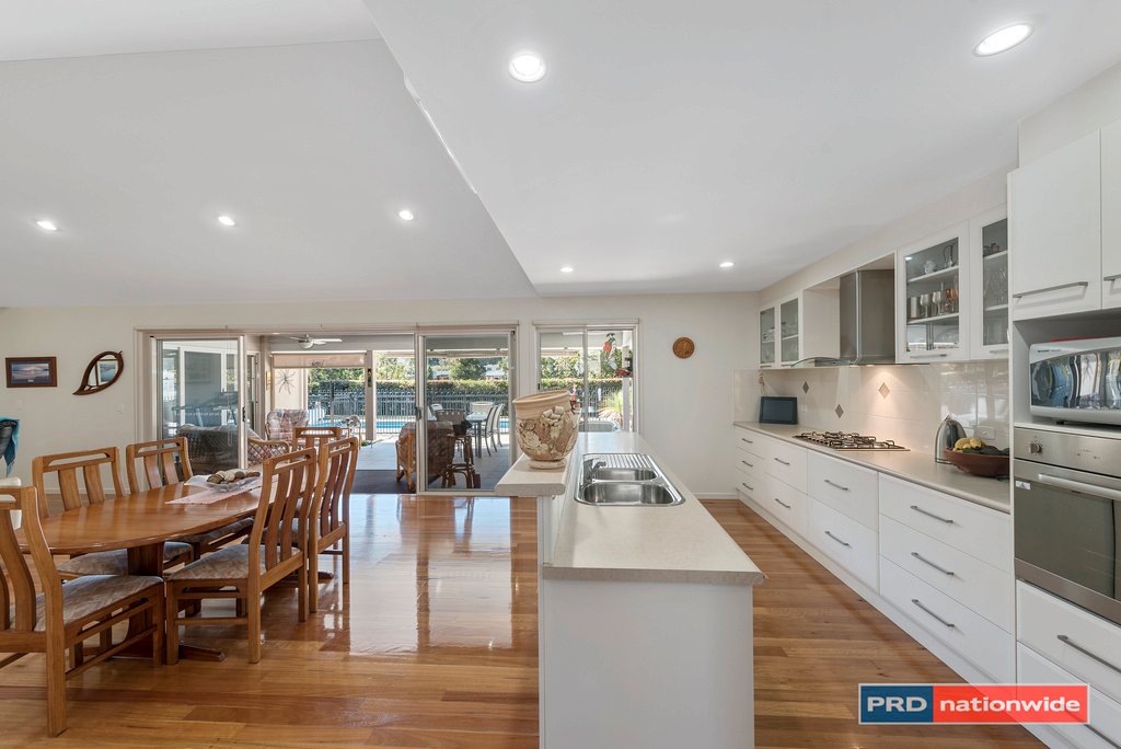 8 Colac Terrace NORTH BOAMBEE VALLEY 6