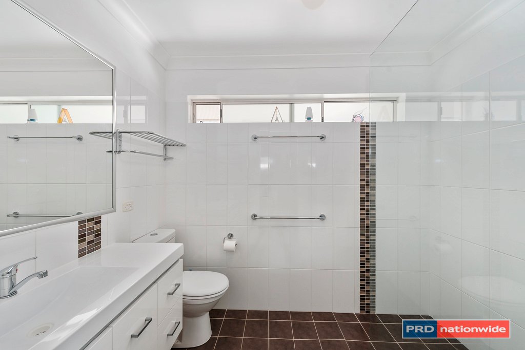 8 Colac Terrace NORTH BOAMBEE VALLEY 9
