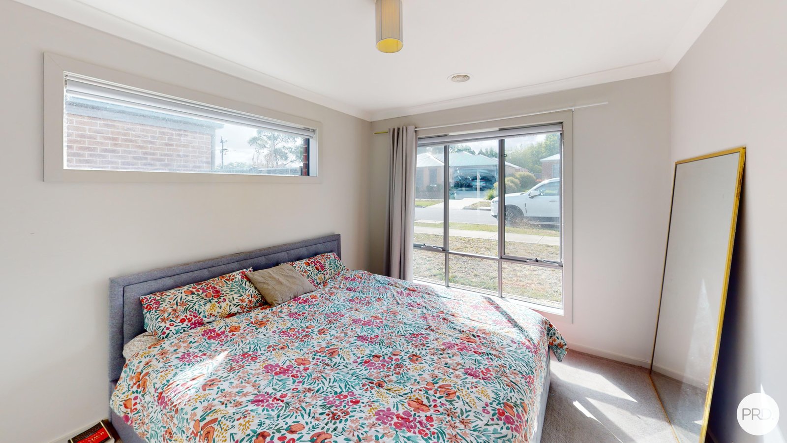 8 Colette Court CANADIAN 6