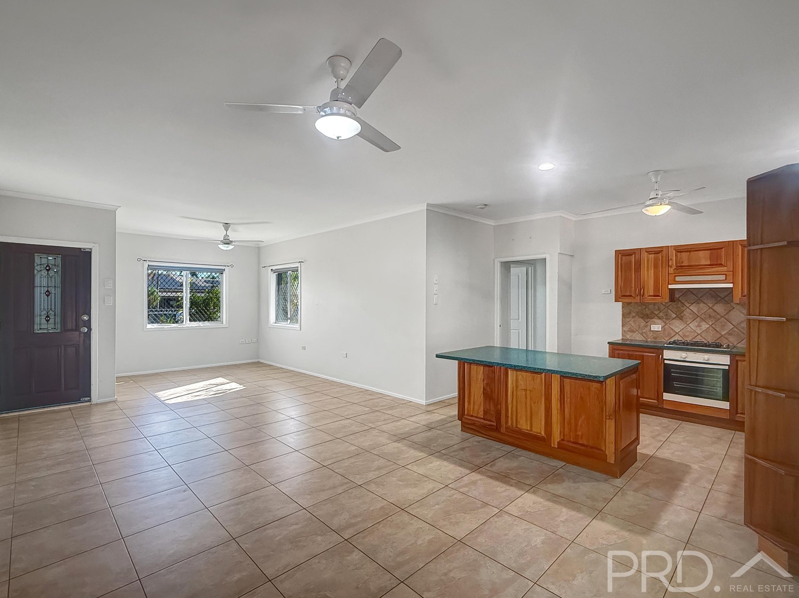 8 Collett Close MILLARS WELL 5