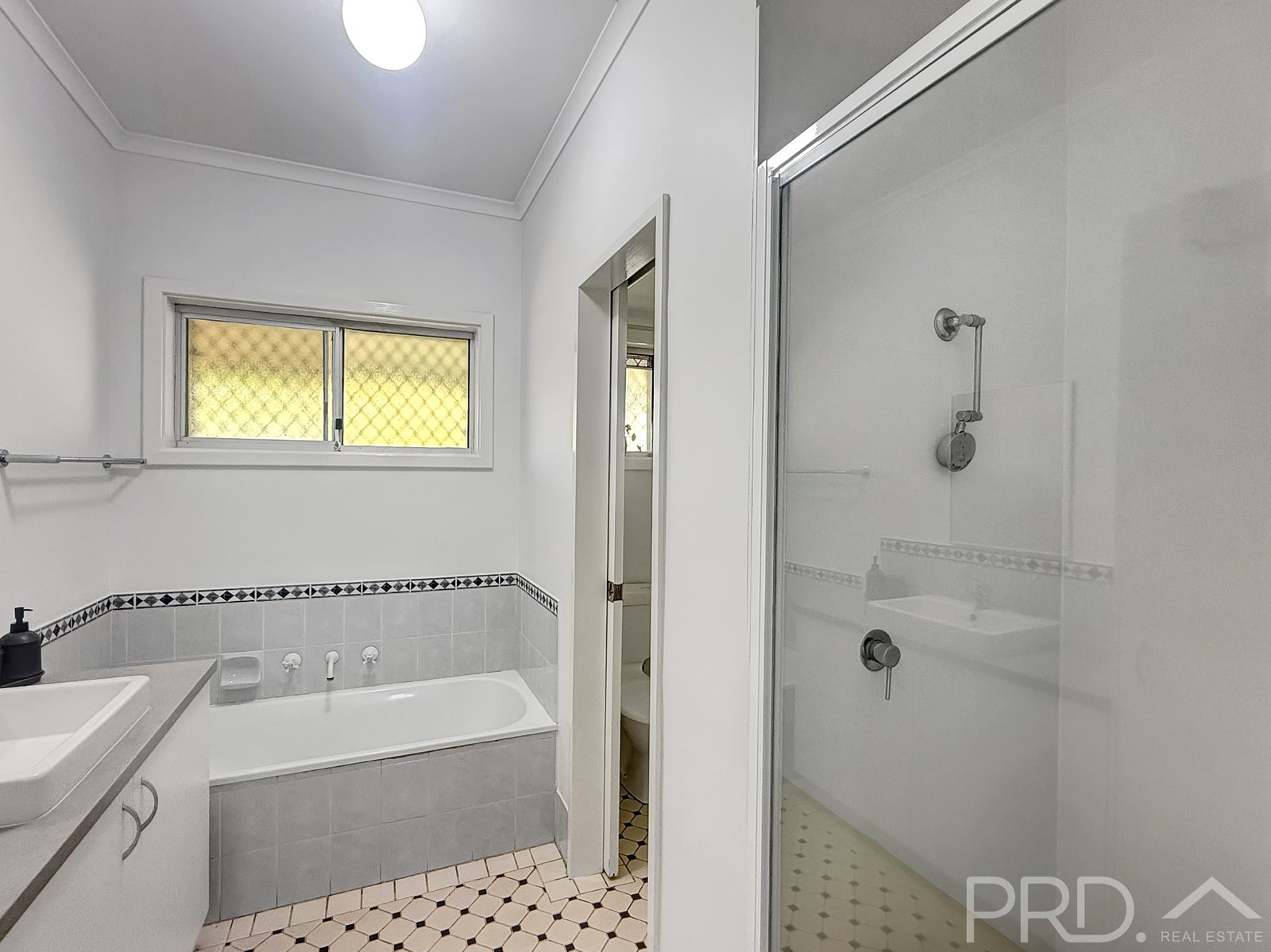 8 Collett Close MILLARS WELL 6