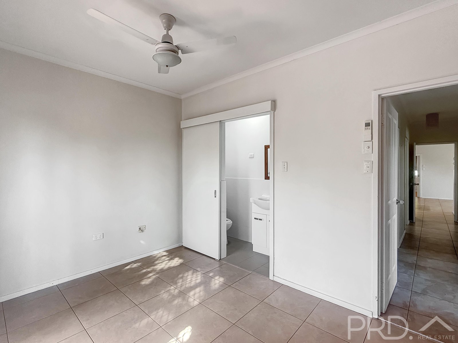 8 Collett Close MILLARS WELL 17