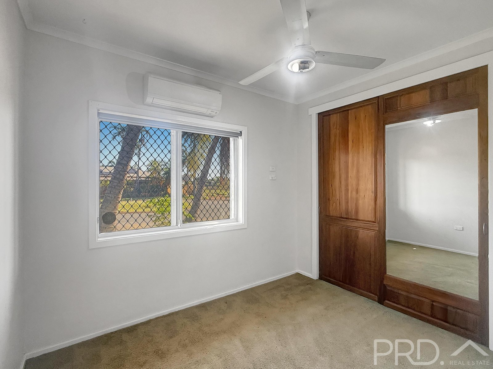 8 Collett Close MILLARS WELL 19